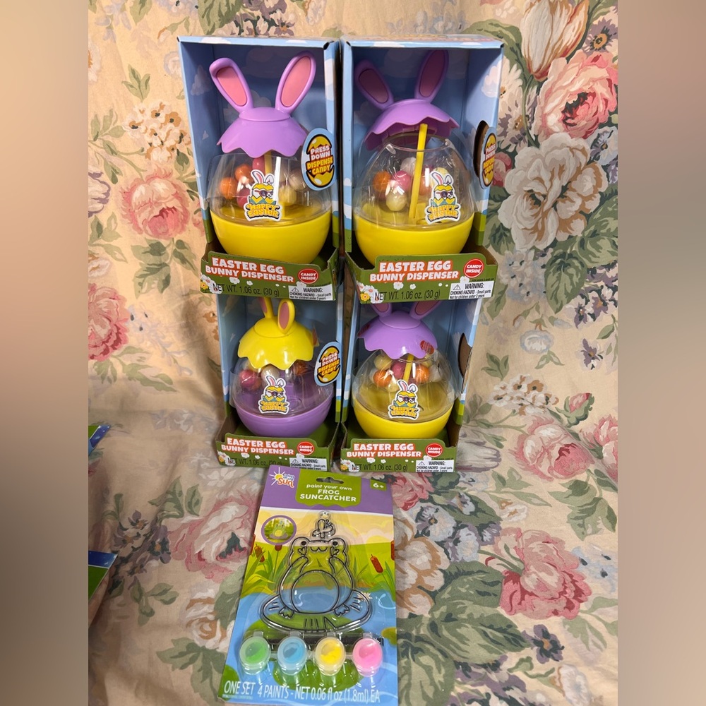 Easter Egg Bunny Dispenser Lot